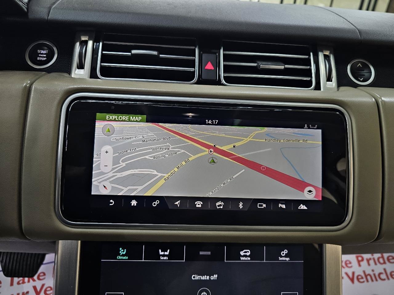 Used 2018 Land Rover Range Rover HSE AWD/4WD image 32
