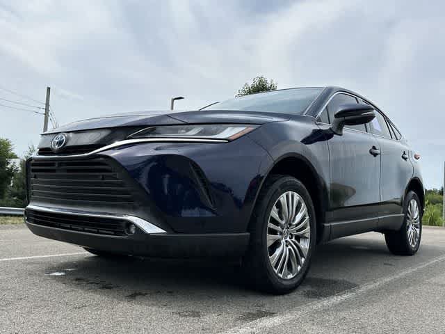 Used 2023 Toyota Venza Limited AWD/4WD image 18