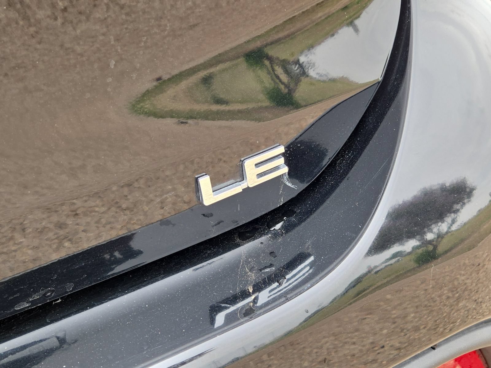 Used 2025 Toyota Highlander LE FWD image 13