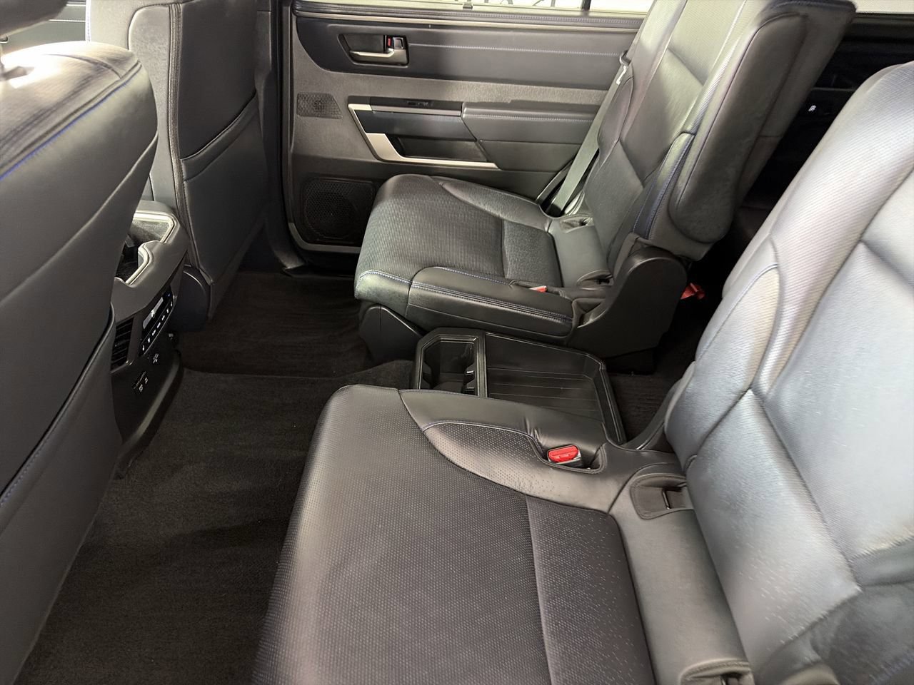 Used 2026 Toyota Sequoia Platinum AWD/4WD image 23