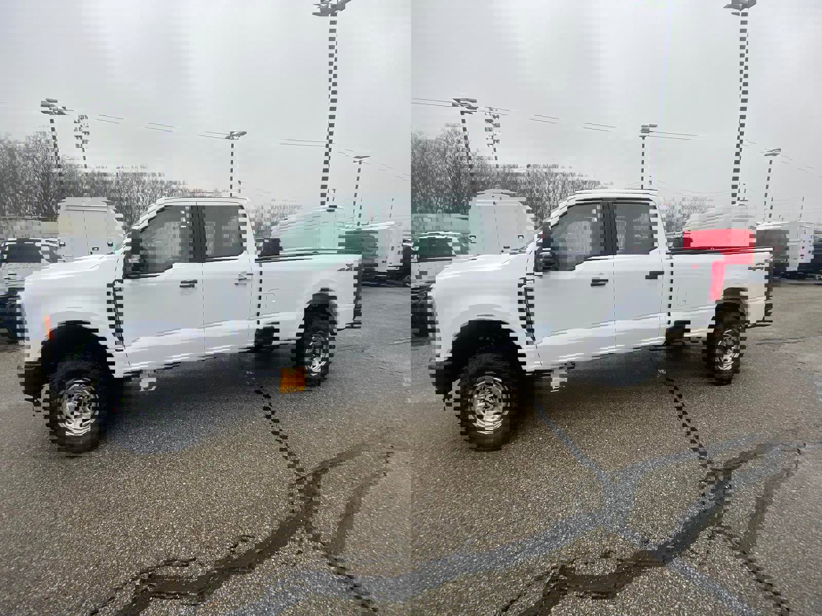 New 2026 Ford F250 XL w/ XL Off-Road Package image 4