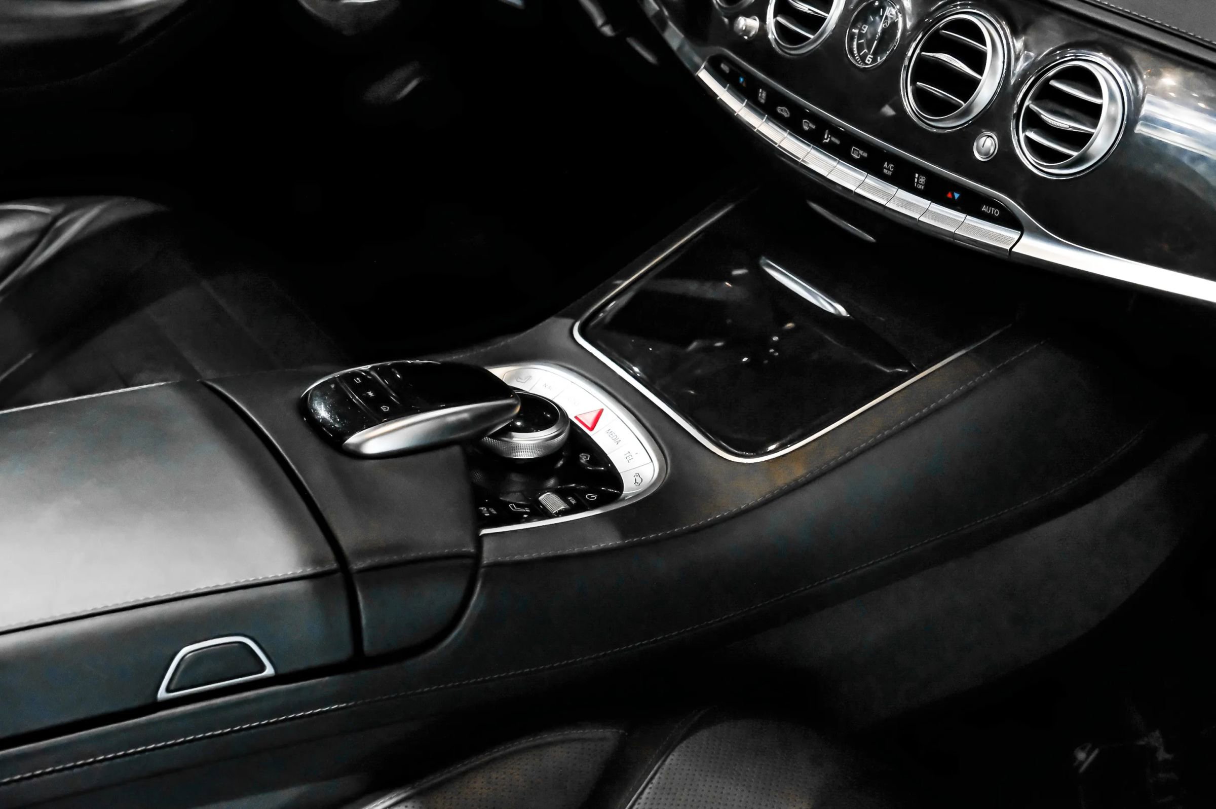 Used 2019 Mercedes-Benz S 560 Sedan image 22