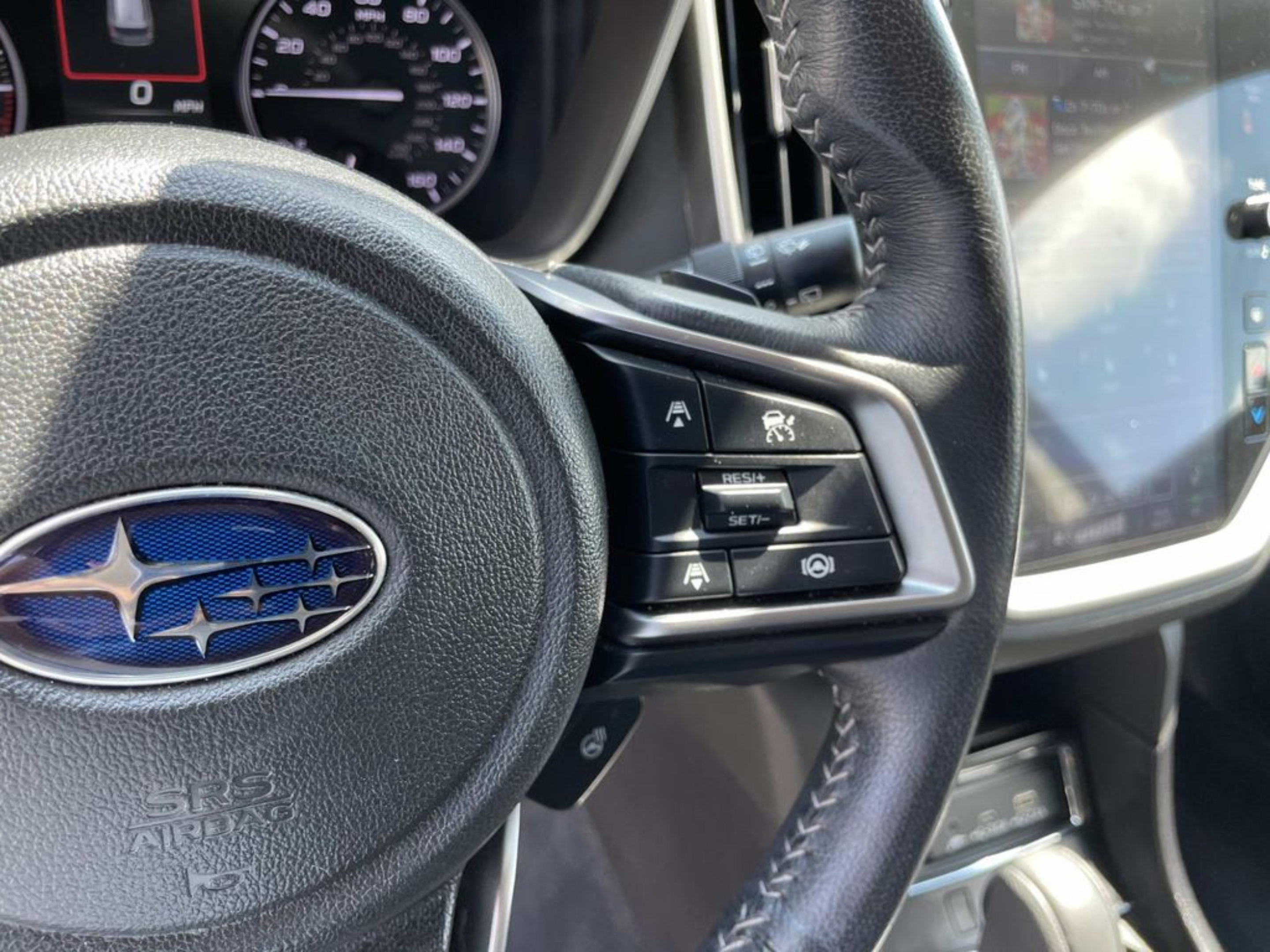 Used 2023 Subaru Ascent Limited AWD/4WD image 27