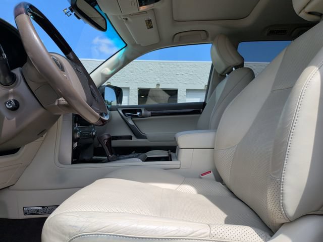 Used 2018 Lexus GX 460 Luxury w/ Preferred Accessory Package AWD/4WD image 13