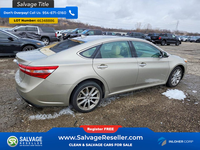 Used 2013 Toyota Avalon Limited w/ Technology Pkg image 4