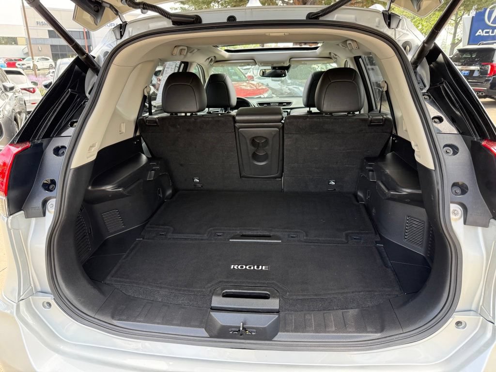 Used 2017 Nissan Rogue SL w/ SL Premium Package AWD/4WD image 15