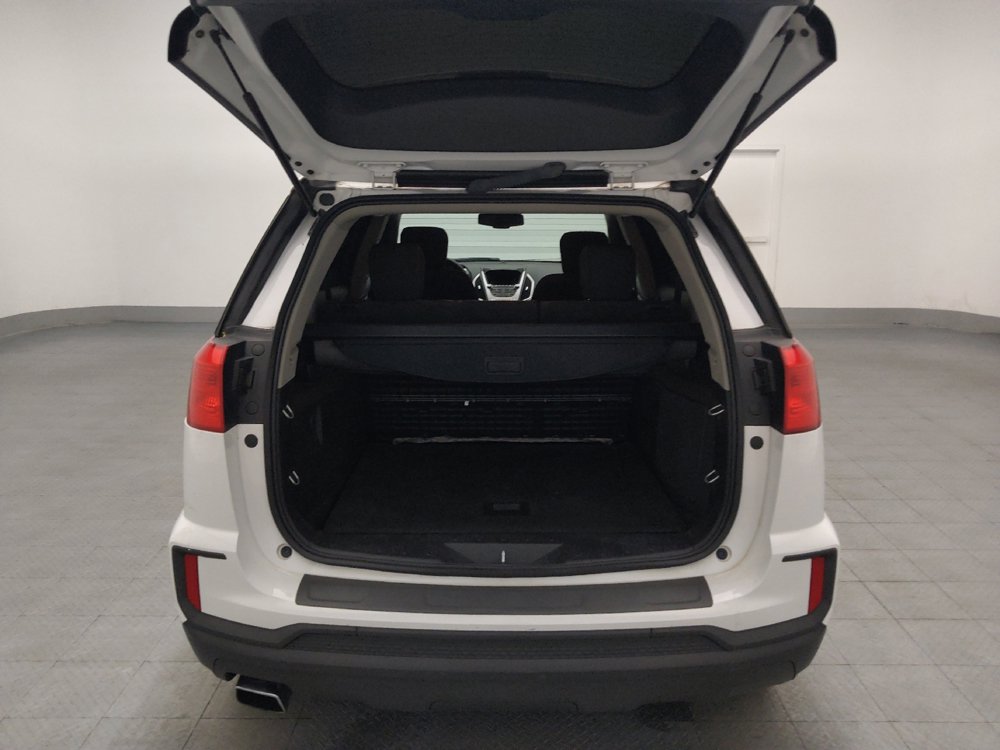 Used 2017 GMC Terrain SLE FWD image 29