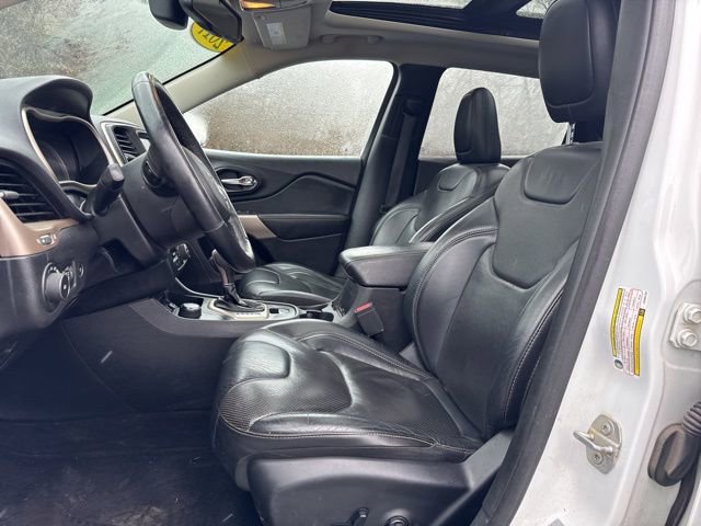 Used 2017 Jeep Cherokee High Altitude w/ Luxury Group image 5