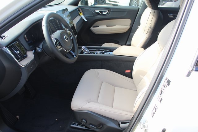 New 2026 Volvo XC60 B5 Plus w/ Climate Package image 12