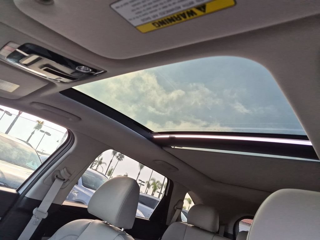 New 2026 Kia Sorento S w/ S Panoramic Sunroof Package FWD image 19