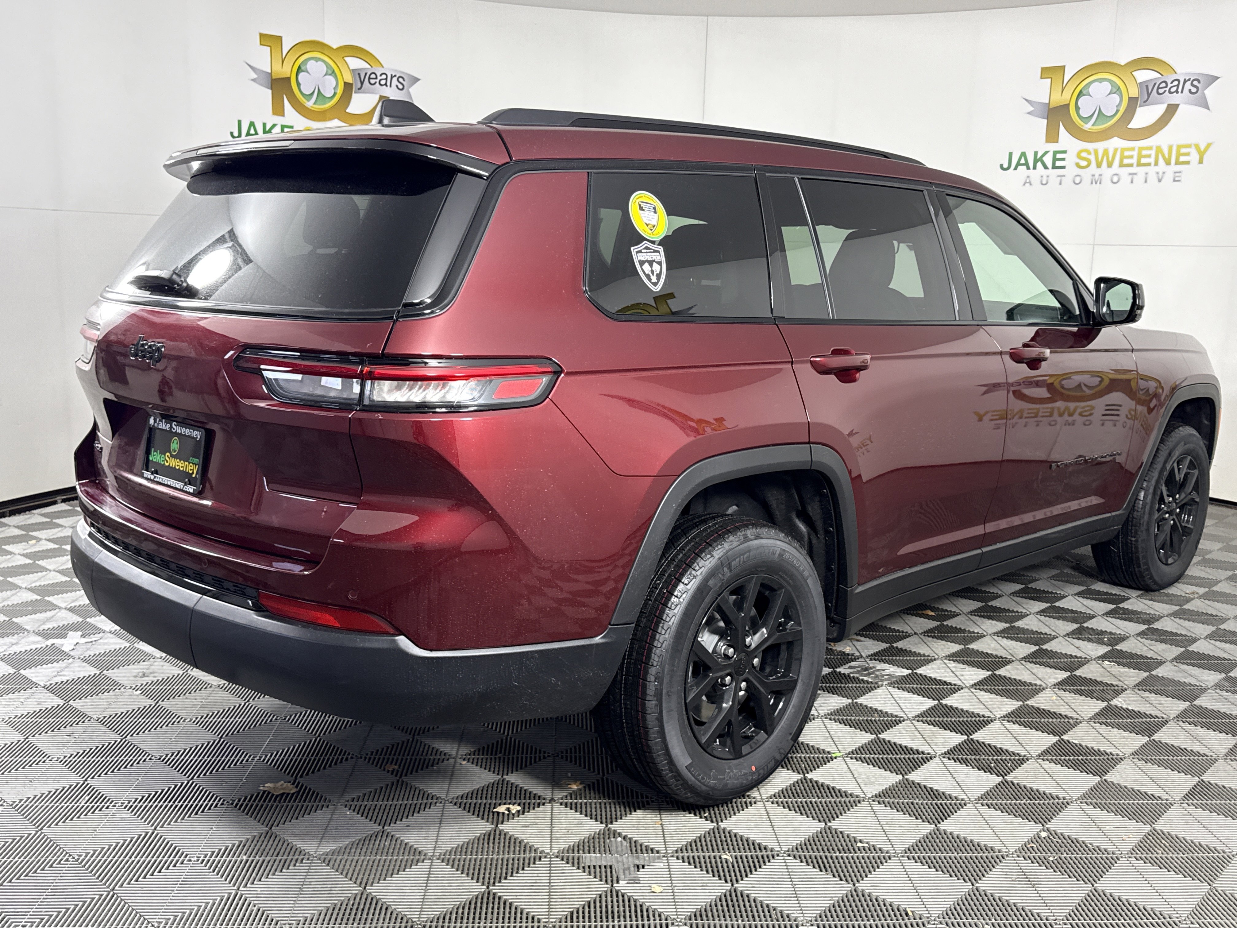 New 2025 Jeep Grand Cherokee L Altitude image 10