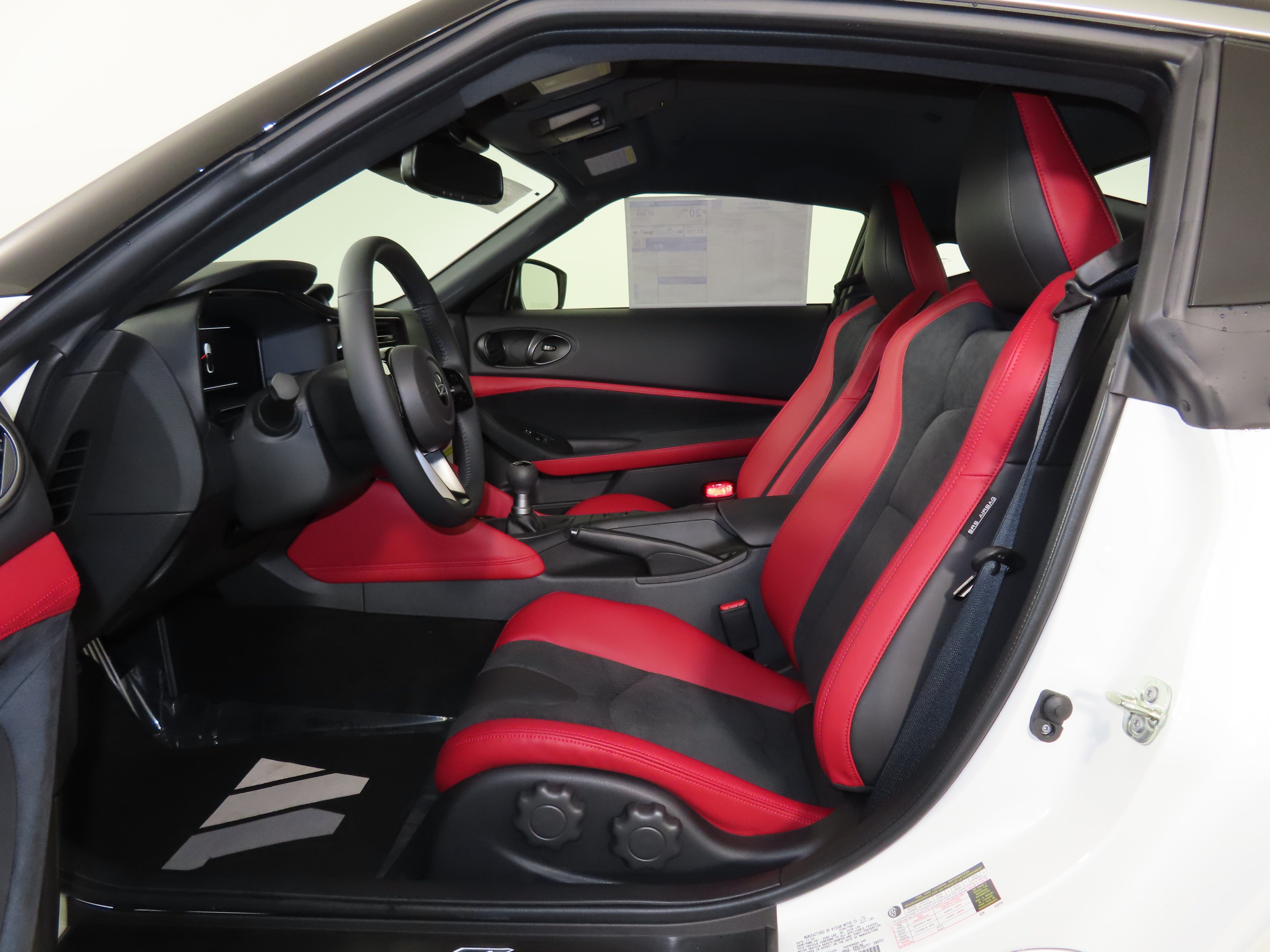 New 2026 Nissan Z Performance w/ Floor Mat Package RWD image 4