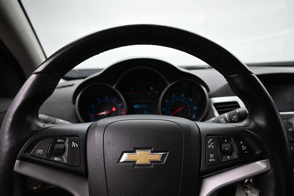 Used 2014 Chevrolet Cruze LT w/ All-Star Edition FWD image 10
