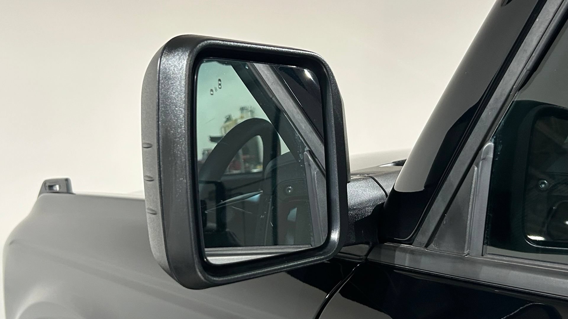 Used 2024 Ford Bronco Big Bend AWD/4WD image 16