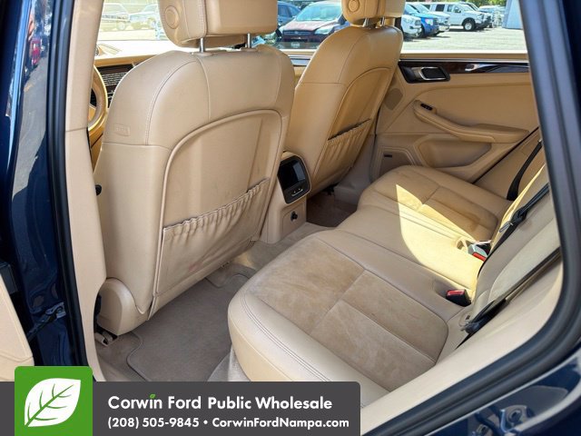 Used 2015 Porsche Macan S AWD/4WD image 28