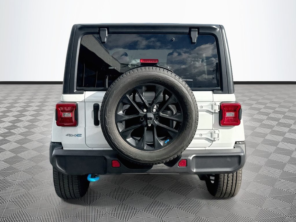Certified 2023 Jeep Wrangler Unlimited Sahara w/ Cold Weather Group AWD/4WD image 7