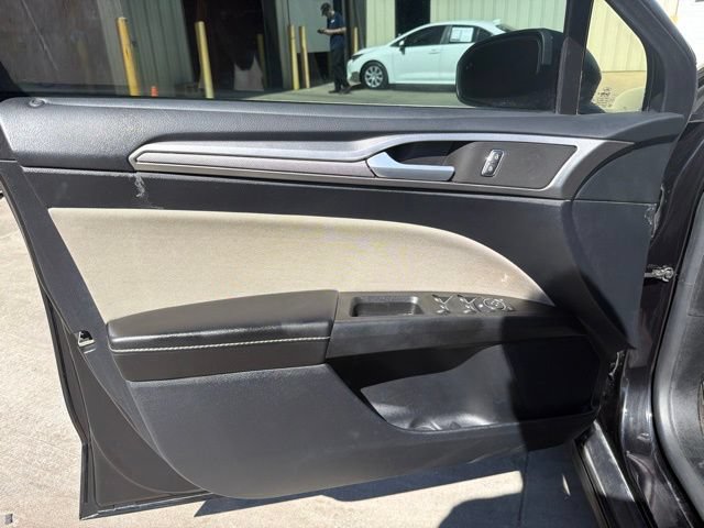 Used 2020 Ford Fusion S FWD image 14