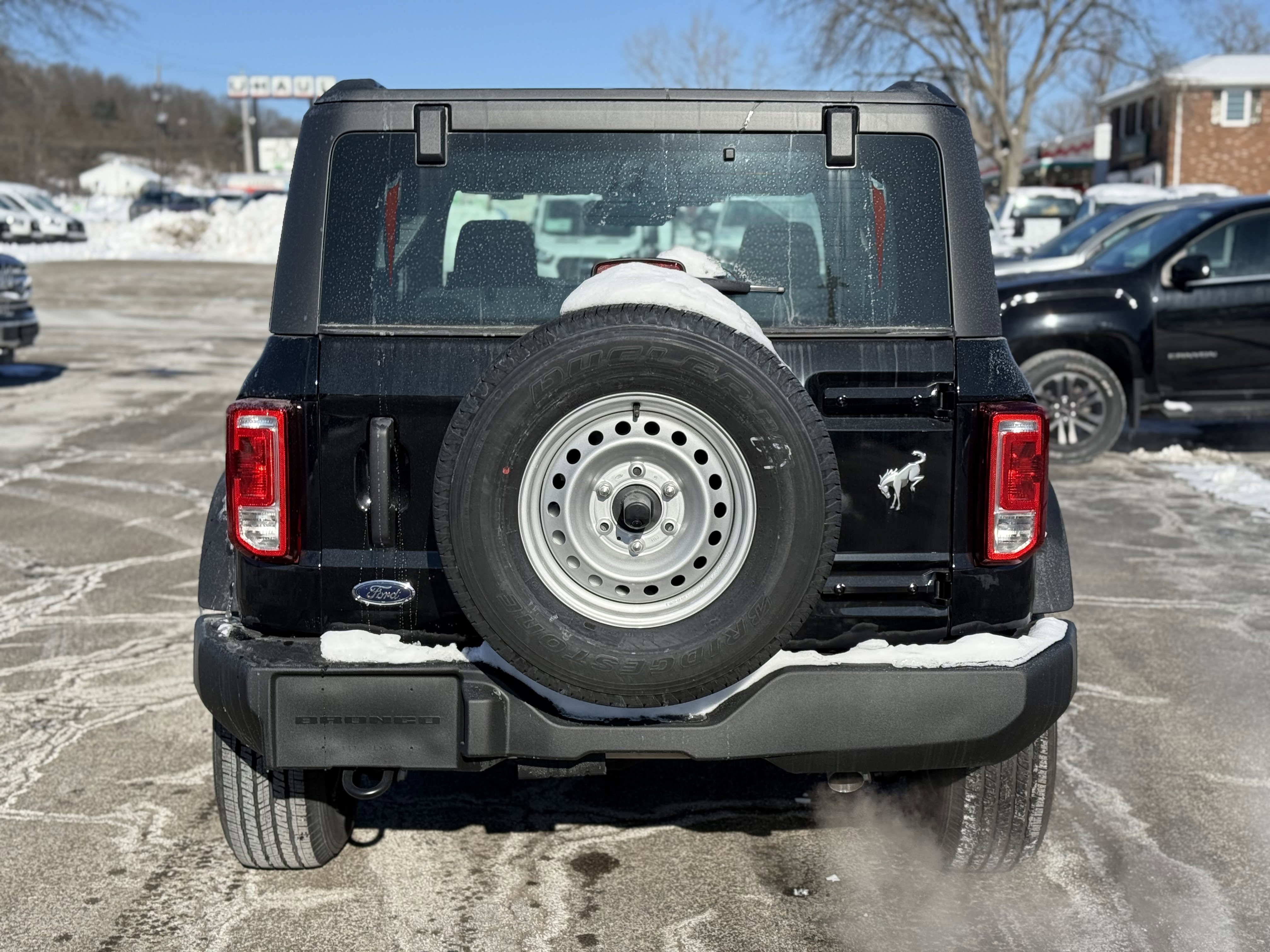New 2025 Ford Bronco 2-Door AWD/4WD image 3