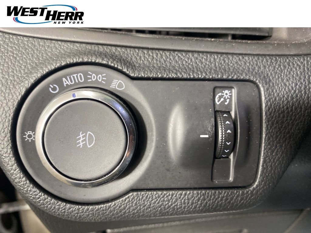 Used 2018 Buick Envision Preferred AWD/4WD image 11