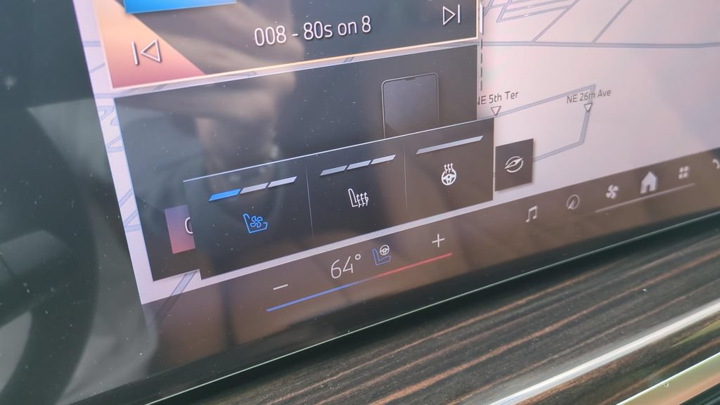 New 2026 BMW X5 xDrive40i w/ Executive Package AWD/4WD image 21