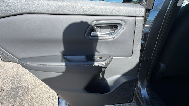 New 2026 Nissan Rogue SV AWD/4WD image 14