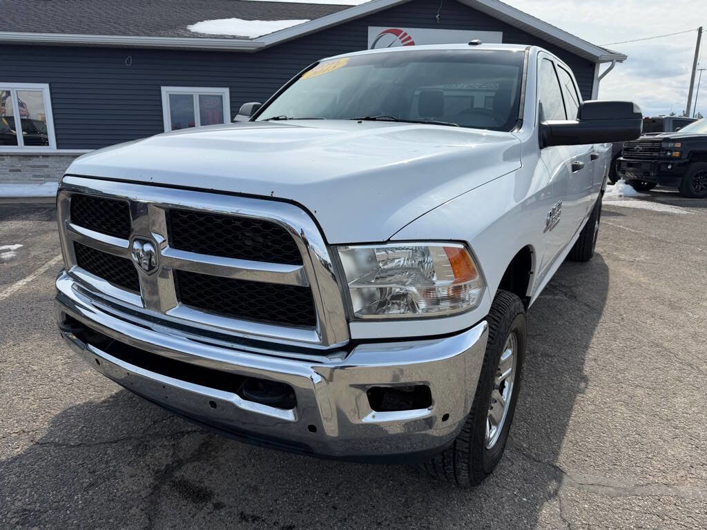 Used 2015 RAM 3500 Tradesman w/ Chrome Appearance Group image 9