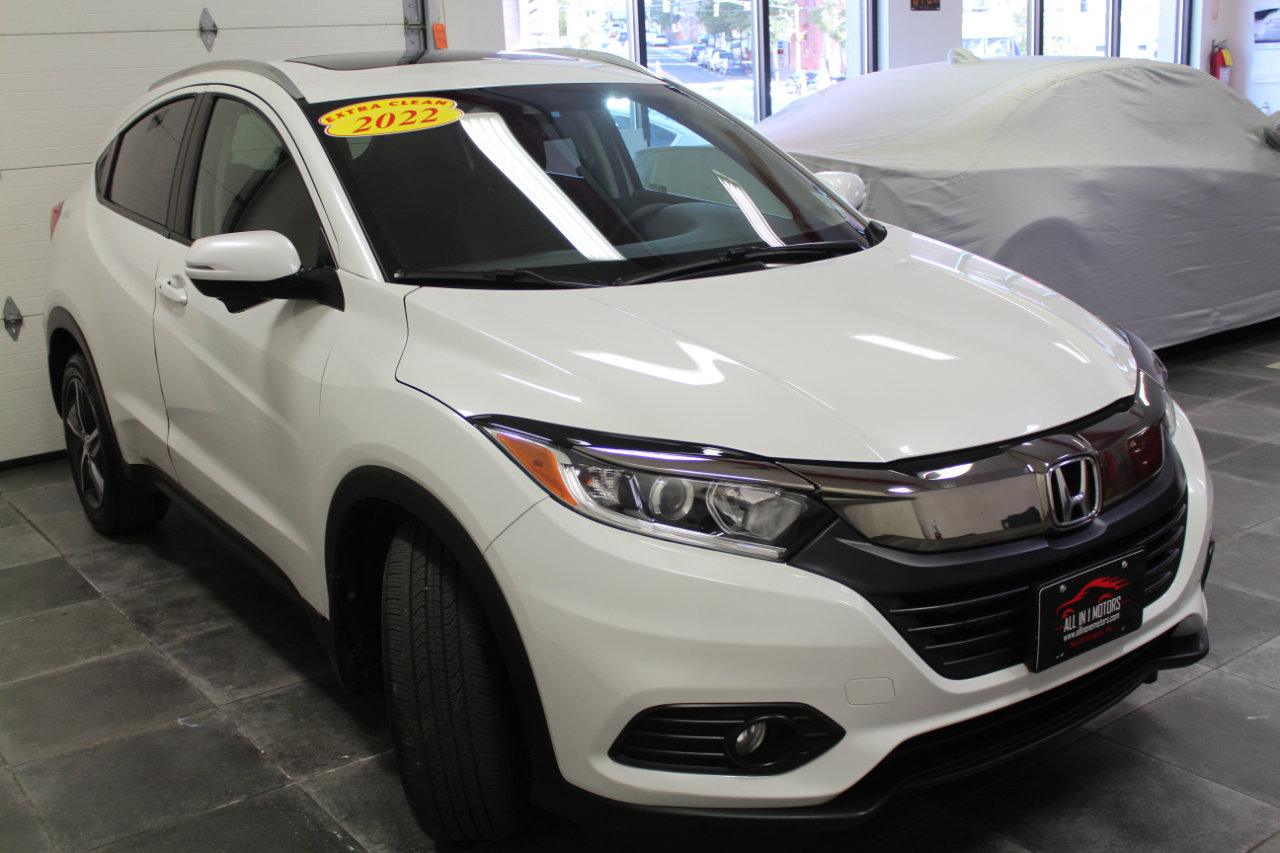 Used 2022 Honda HR-V EX image 3