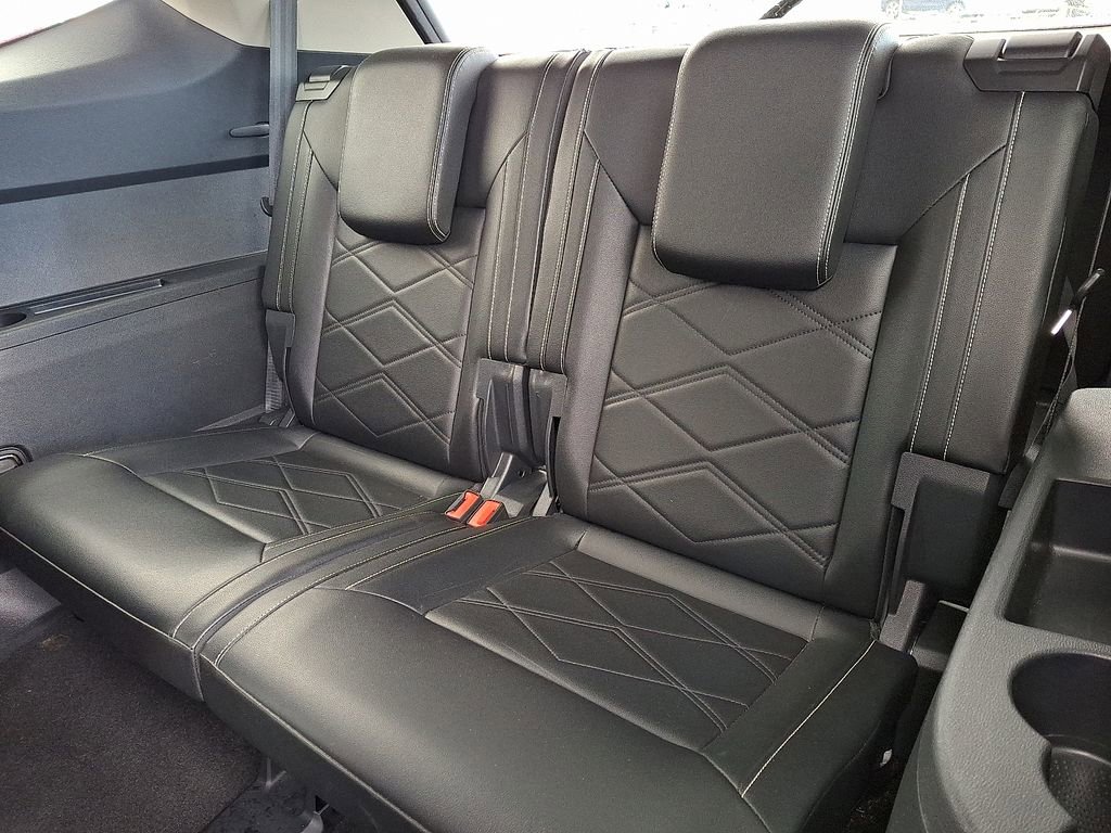 Used 2024 Volkswagen Atlas SE image 6