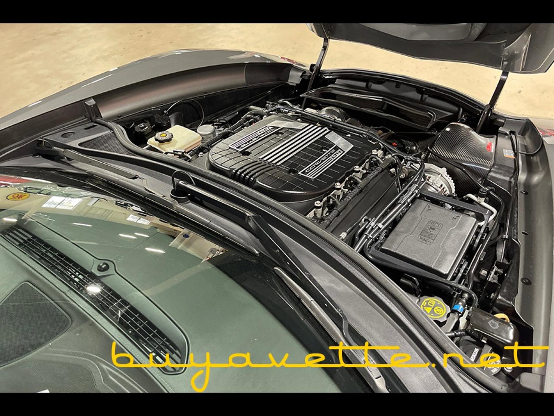 Used 2015 Chevrolet Corvette Z06 w/ 2LZ Preferred Equipment Group image 25