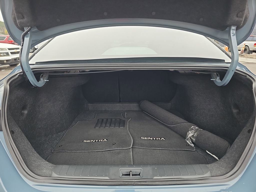 Used 2025 Nissan Sentra SR image 15