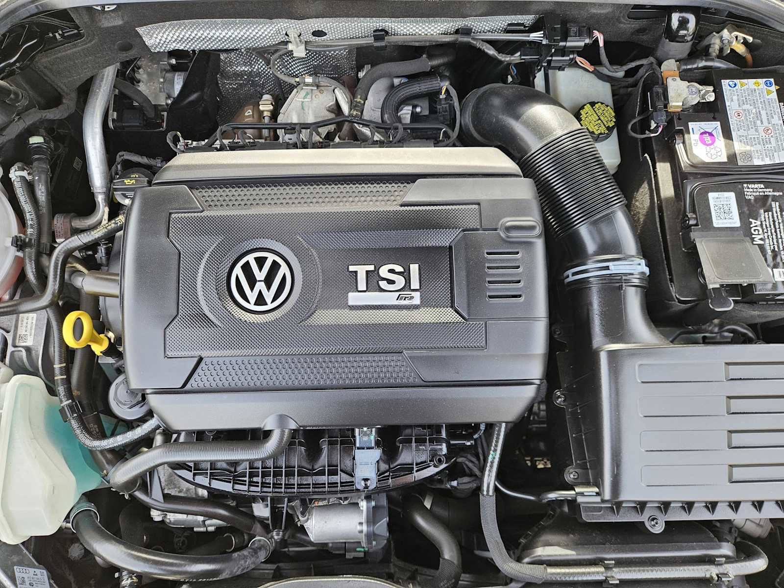 Used 2019 Volkswagen Golf R 4-Door image 29