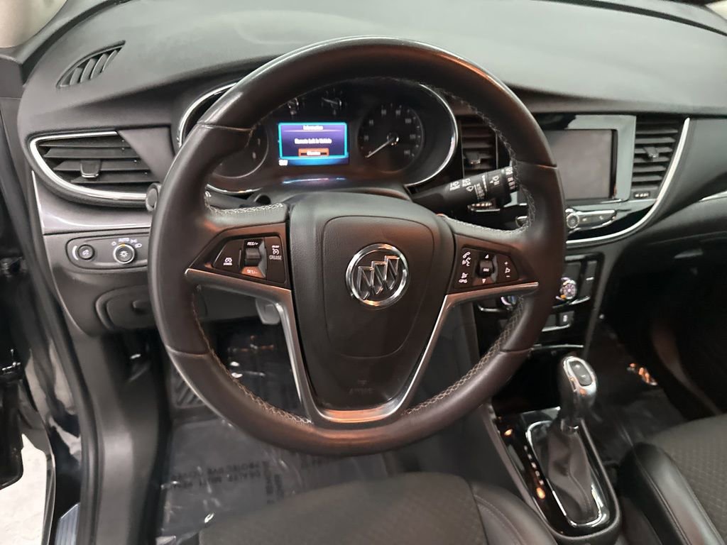 Used 2022 Buick Encore Preferred image 10