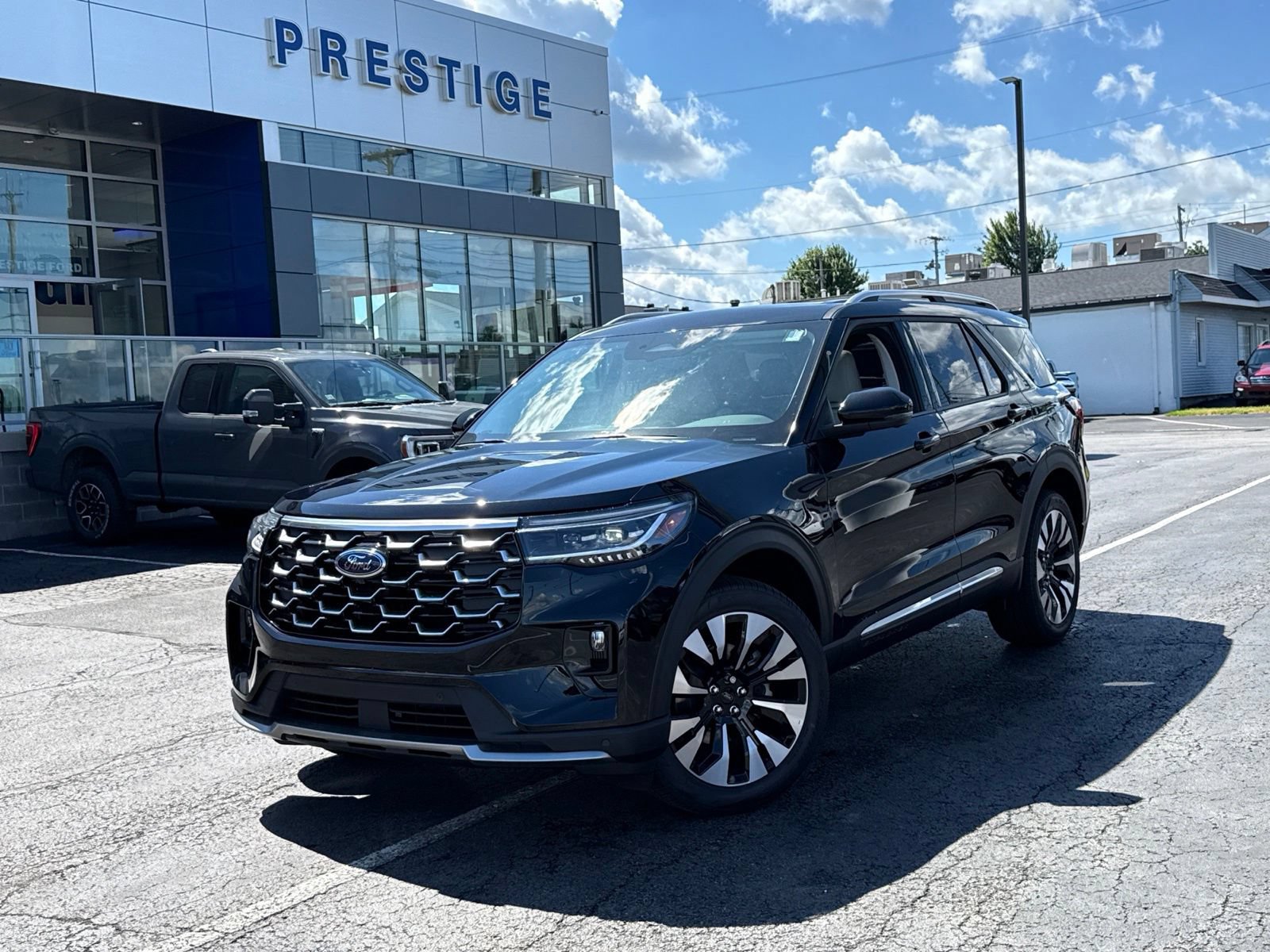 New 2026 Ford Explorer Platinum w/ LUX Leather Package