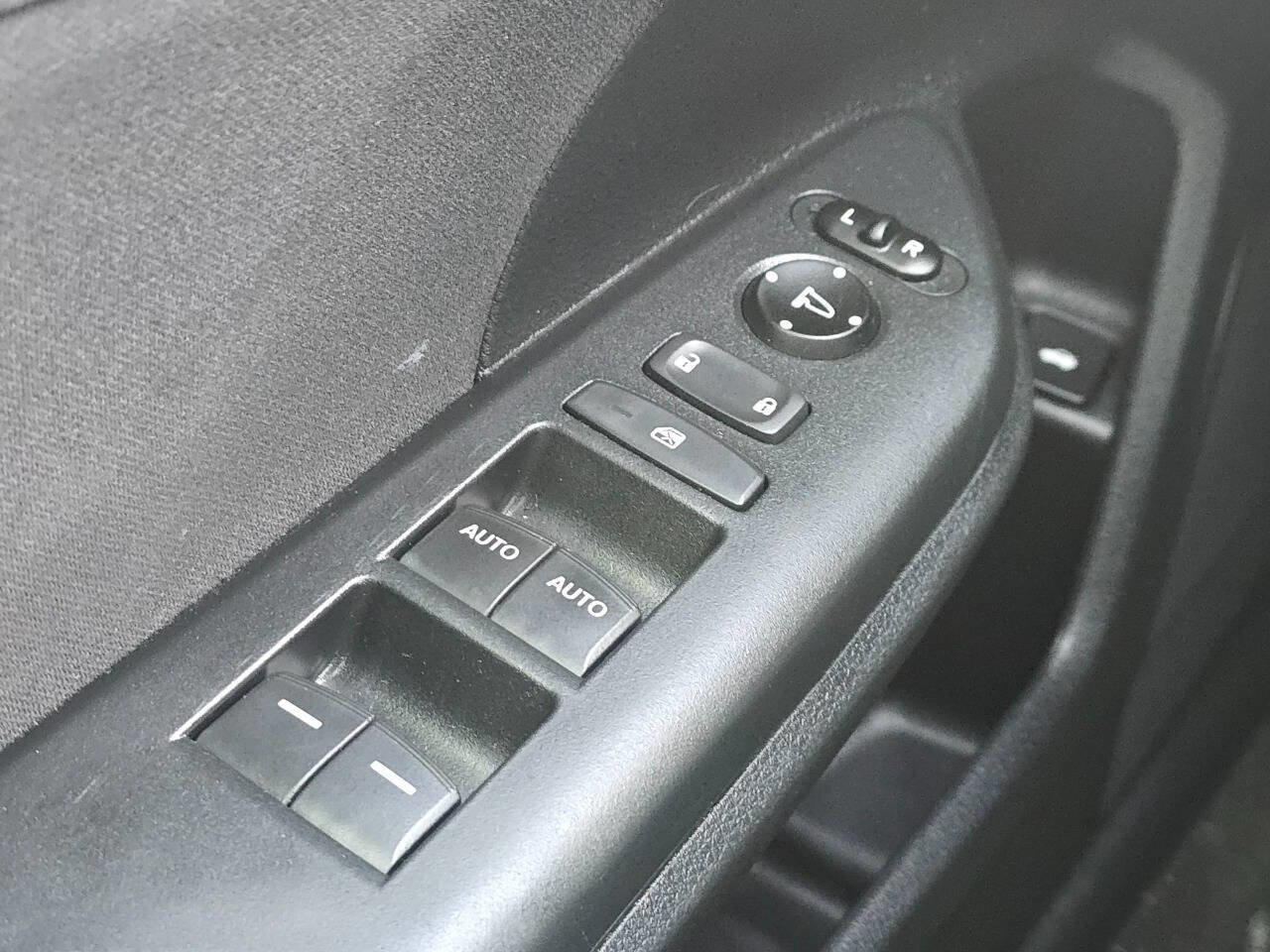 Used 2018 Honda Civic EX image 24