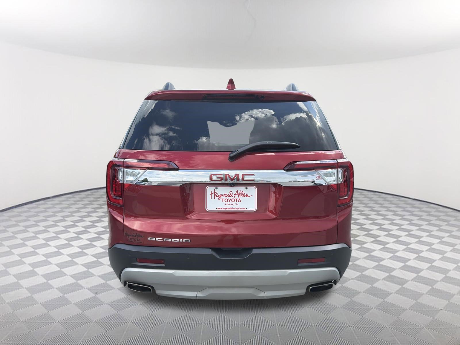 Used 2021 GMC Acadia SLT w/ Trailering Package FWD image 8