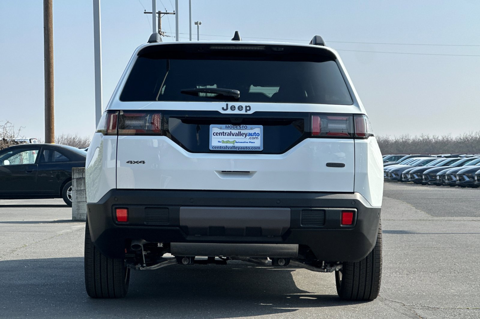 New 2026 Jeep Cherokee Overland w/ Trailer Tow Group image 5