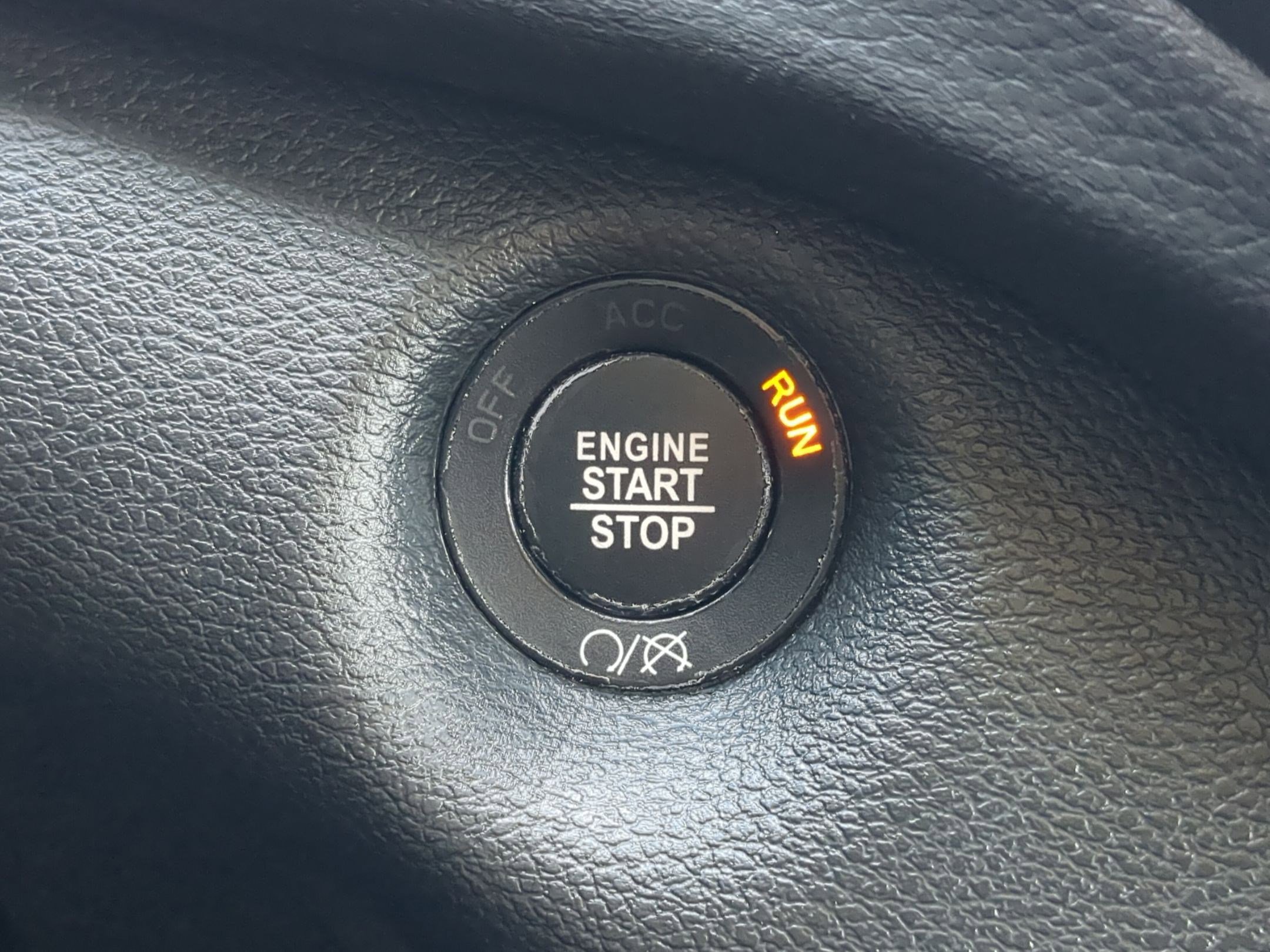 Used 2023 Jeep Cherokee Altitude Lux image 18