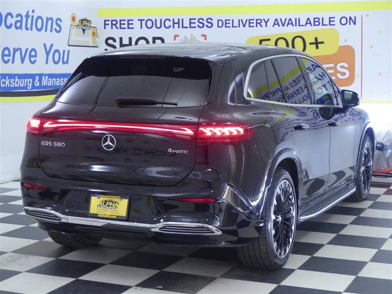 Used 2025 Mercedes-Benz EQS 580 4MATIC SUV w/ Exclusive Trim Package image 8