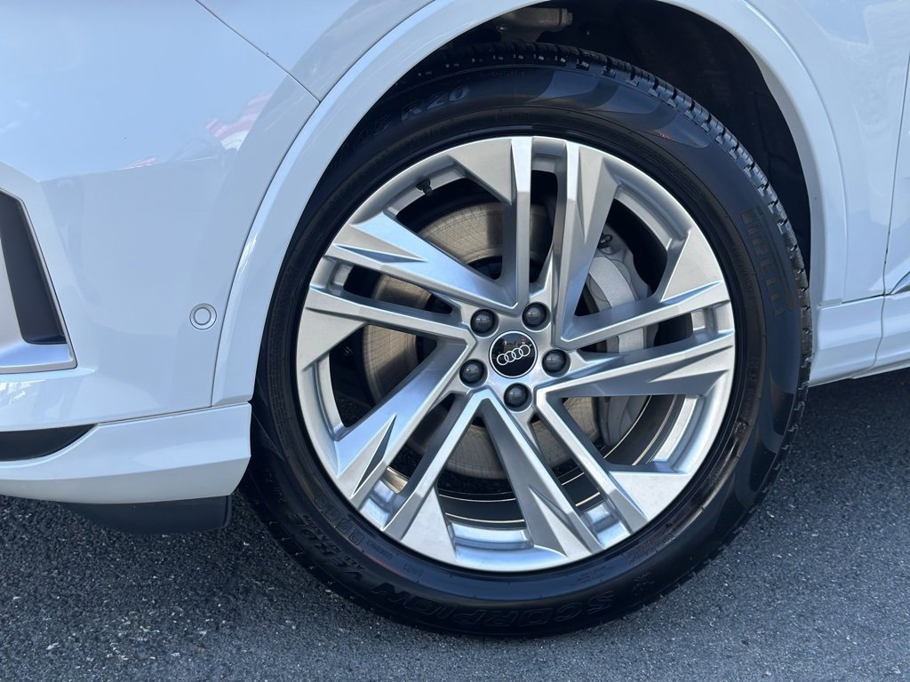 Used 2021 Audi Q7 3.0T Prestige w/ Prestige Package image 2