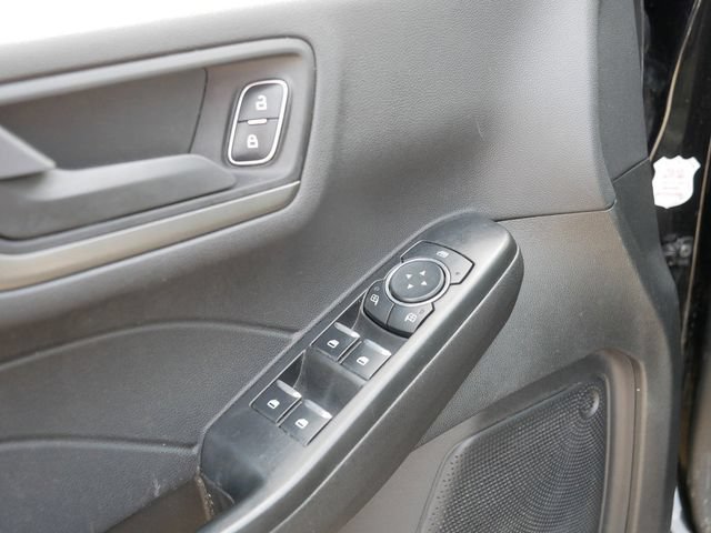 Used 2025 Ford Escape Active AWD/4WD image 16