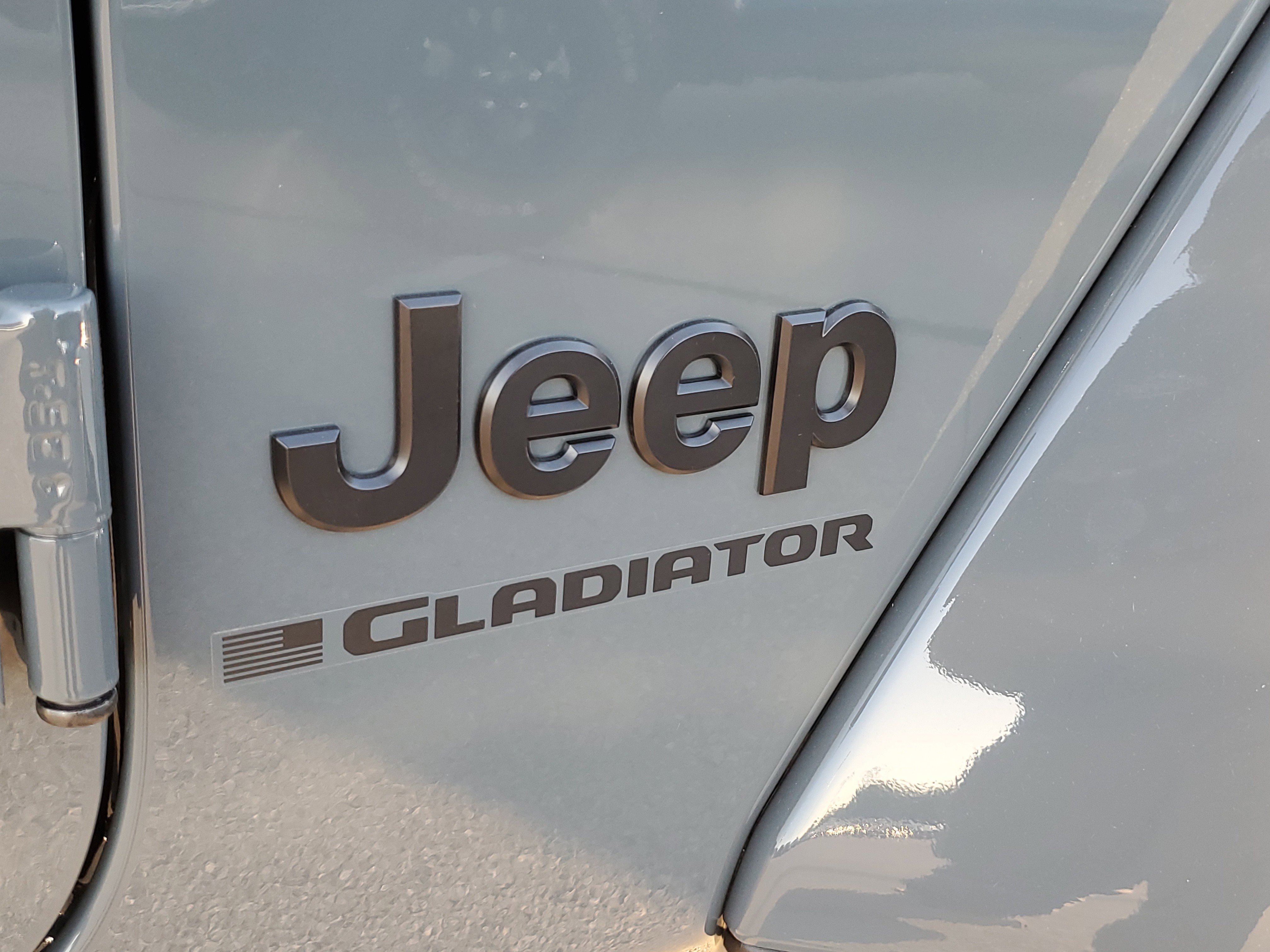 New 2025 Jeep Gladiator Sport image 6