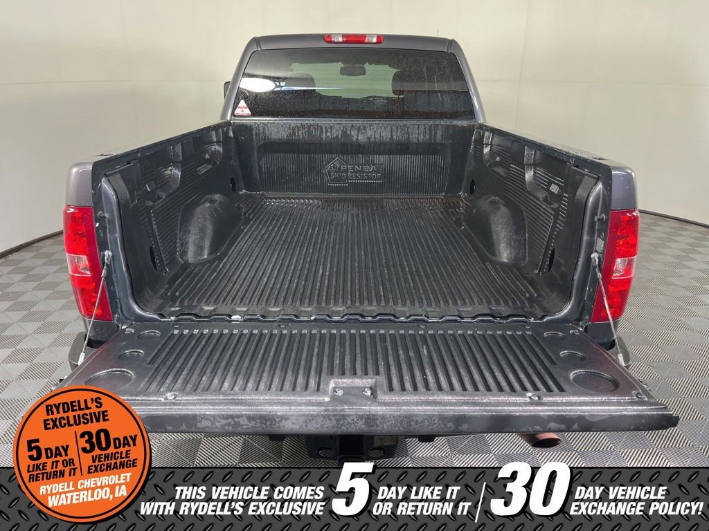 Used 2011 Chevrolet Silverado 2500 LT w/ Interior Plus Package AWD/4WD image 7