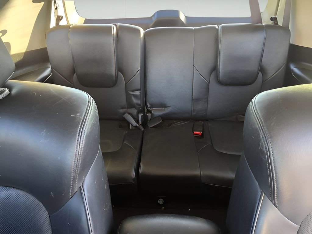 Used 2021 Nissan Armada SL w/ Captain's Chairs Package image 28