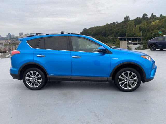 Used 2017 Toyota RAV4 Limited w/ Advanced Technology Package AWD/4WD image 2