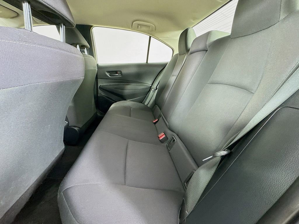 Used 2023 Toyota Corolla LE w/ Carpet Mat Package (TMS) FWD image 28