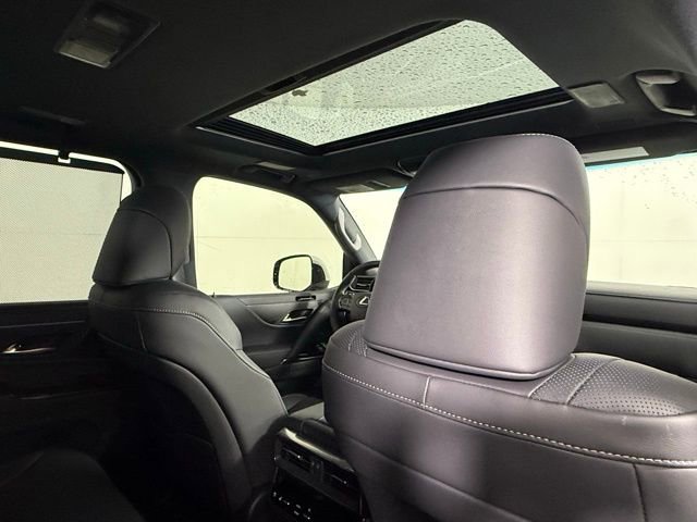 New 2025 Lexus LX 600 4WD w/ Luxury Package image 29