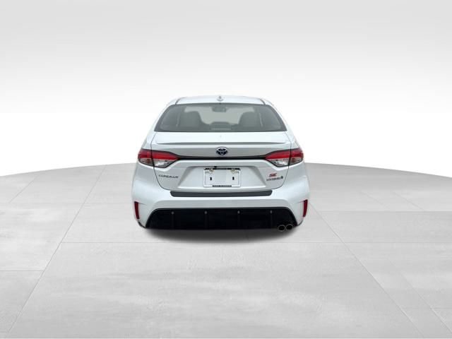 Used 2024 Toyota Corolla SE image 5