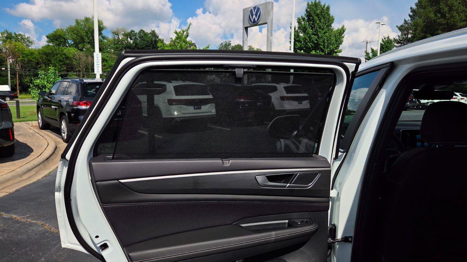 New 2026 Volkswagen Atlas Cross Sport SE AWD/4WD image 43