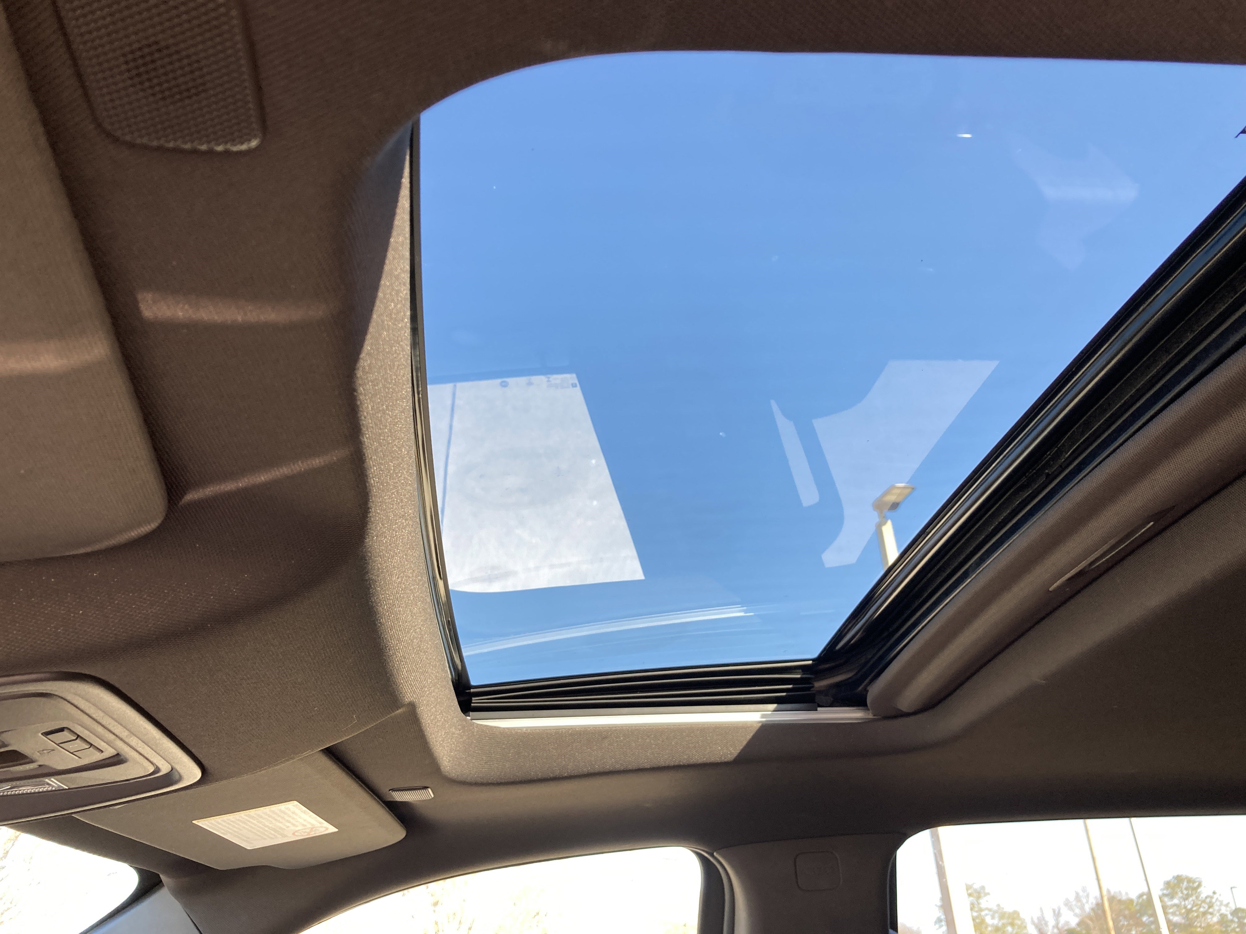 Used 2023 GMC Sierra 2500 Denali w/ Denali Ultimate Package image 11