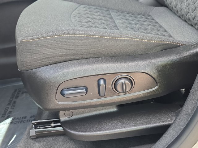 Used 2024 Chevrolet Equinox LT image 19